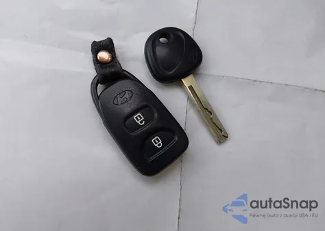 2014 Hyundai Accent Gls from USA, damaged, VIN KMHCT4AE2EU758181